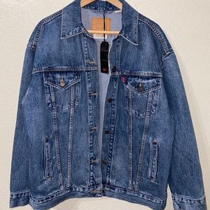 Levi’s® Premium vintage fit denim trucker jacket